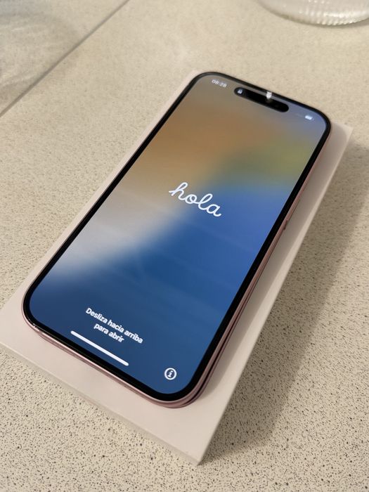 Продам iphone 15 128 gb