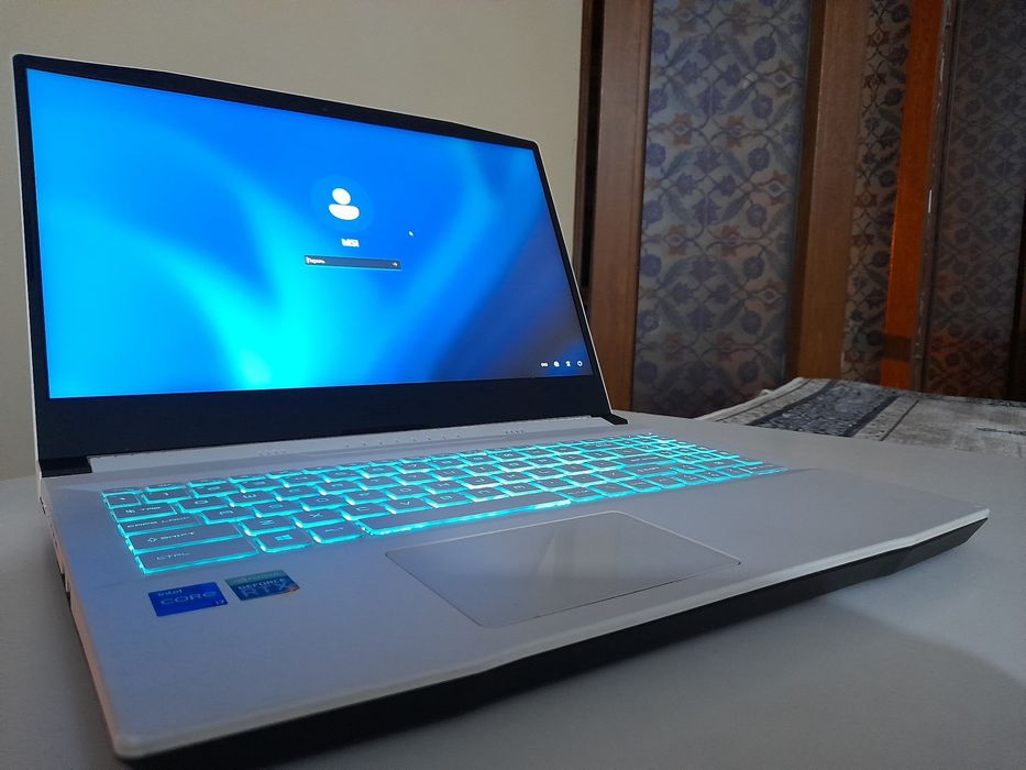 MSI Sword 15 | i7-11800H | 40 GB RAM (Maxsus Upgrade) | RTX 3050 Ti |