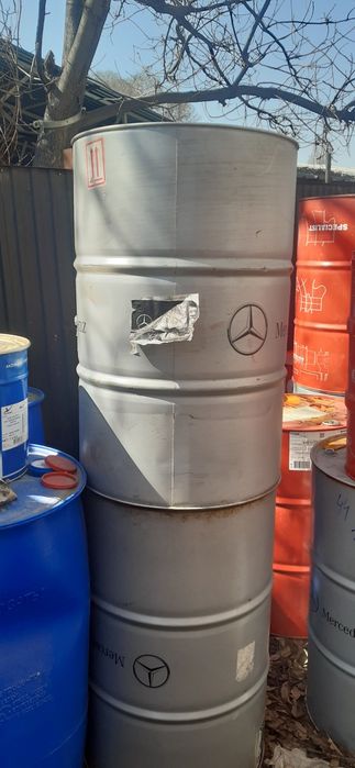 Бочки 200л по 3500