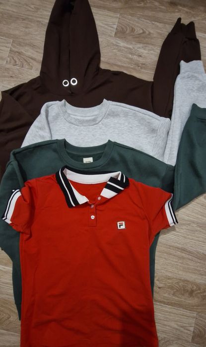 Отдам спорт.костюм и вещи за 1 тыс.тенге. На 44-46 размер.