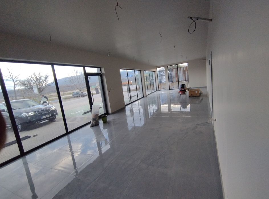 Дава се под наем Магазин в Асеновград - 88 кв.м за 698.19 € - Снимка #8