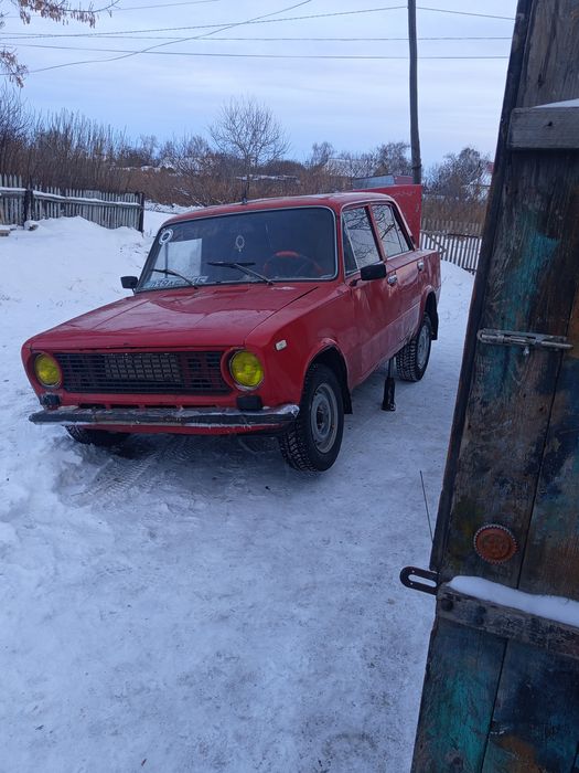 Продам ваз 21011