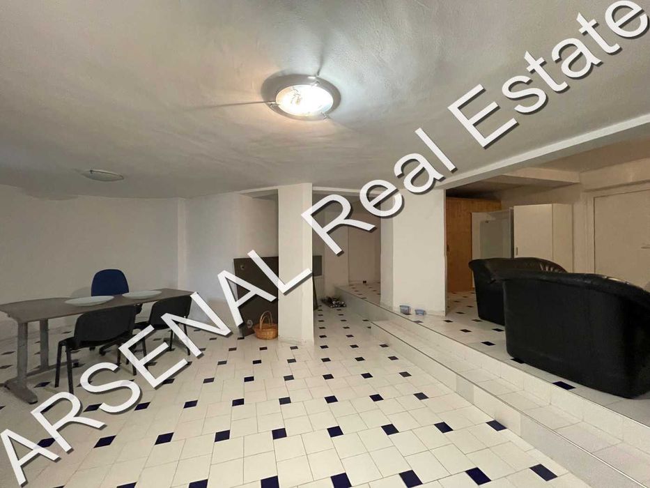 Къща под наем, Симеоново