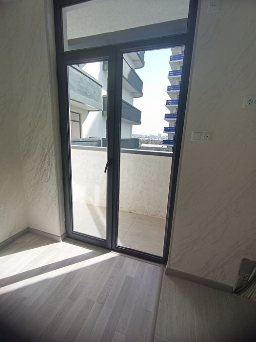 2 комнатная переделанный на 3 комната в  жк Туркистон возле бетонка