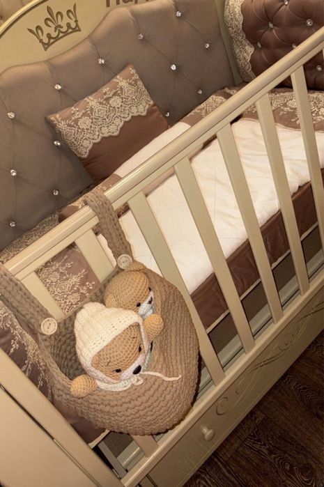 Продам спальный гарнитур и манеж