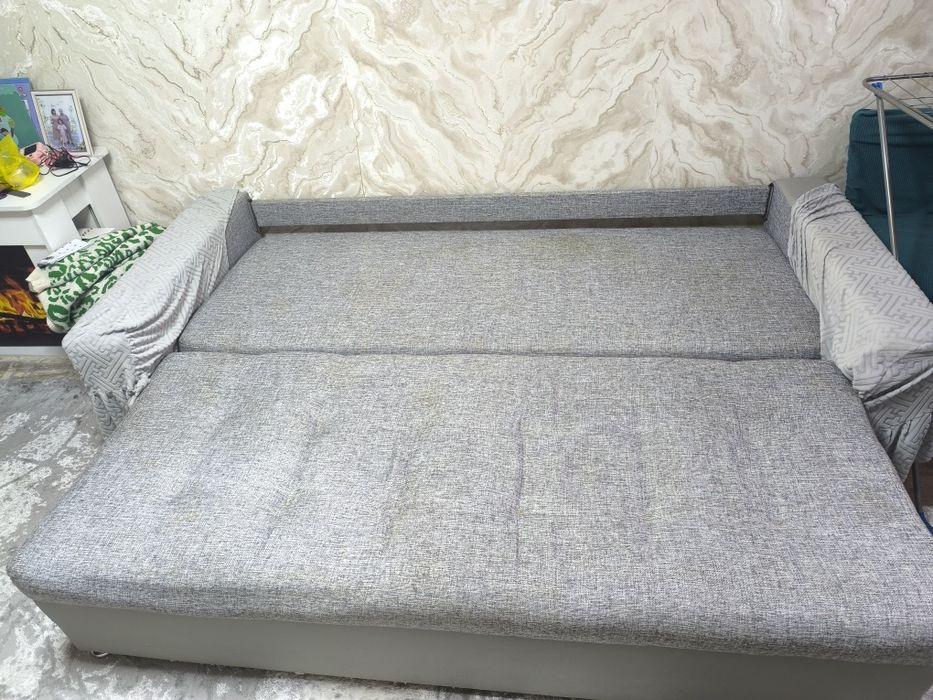 Диван продам длина 2 м