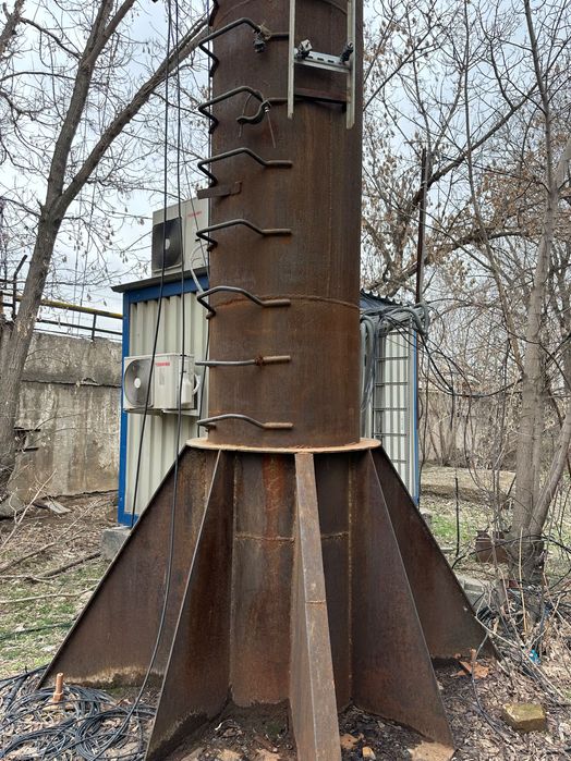 Металлическая дымовая труба,