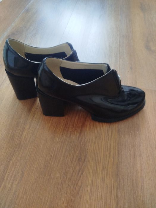 Женская обувь батильоны