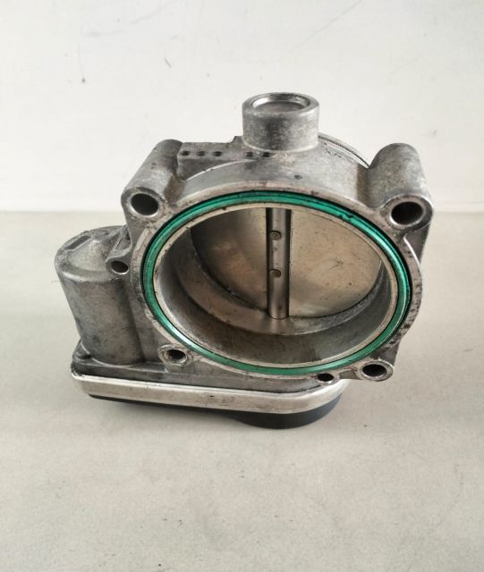 Clapeta accelerație 2.5i / 3.0i 1354751694604 / 7516946 BMW Seria 5