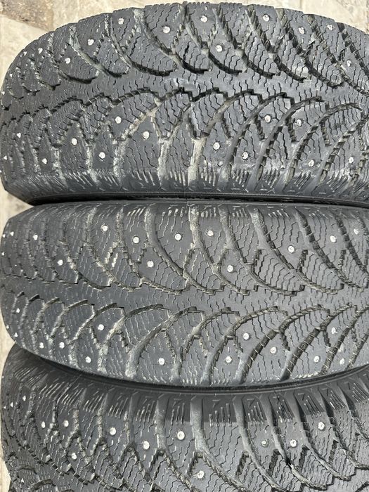 Продам зимние шины 175/65 14 Tunga