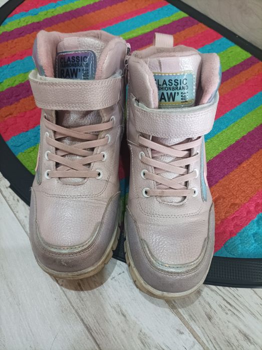 Ботинки размер 37