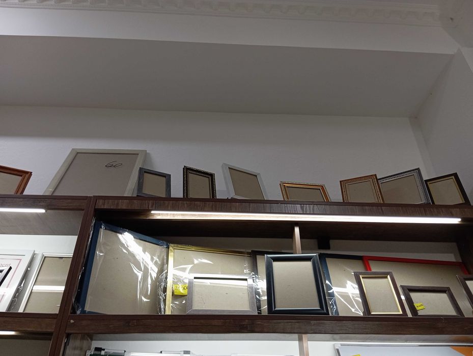 Рамки + фото и картины на ваше усмотрение.Печать на любой бумаге!