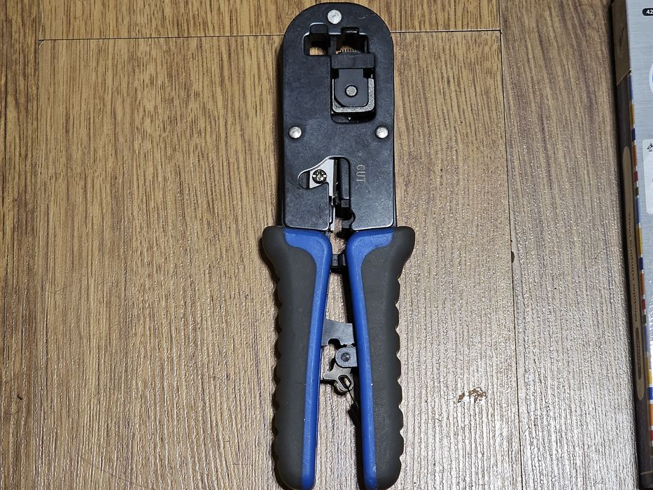 Модулни кримпващи клещи Unior 427/4DG RJ45 Cat5e 195mm интернет букси