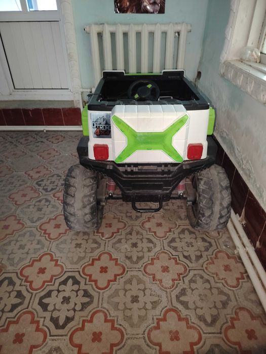 Электромобиль для детей