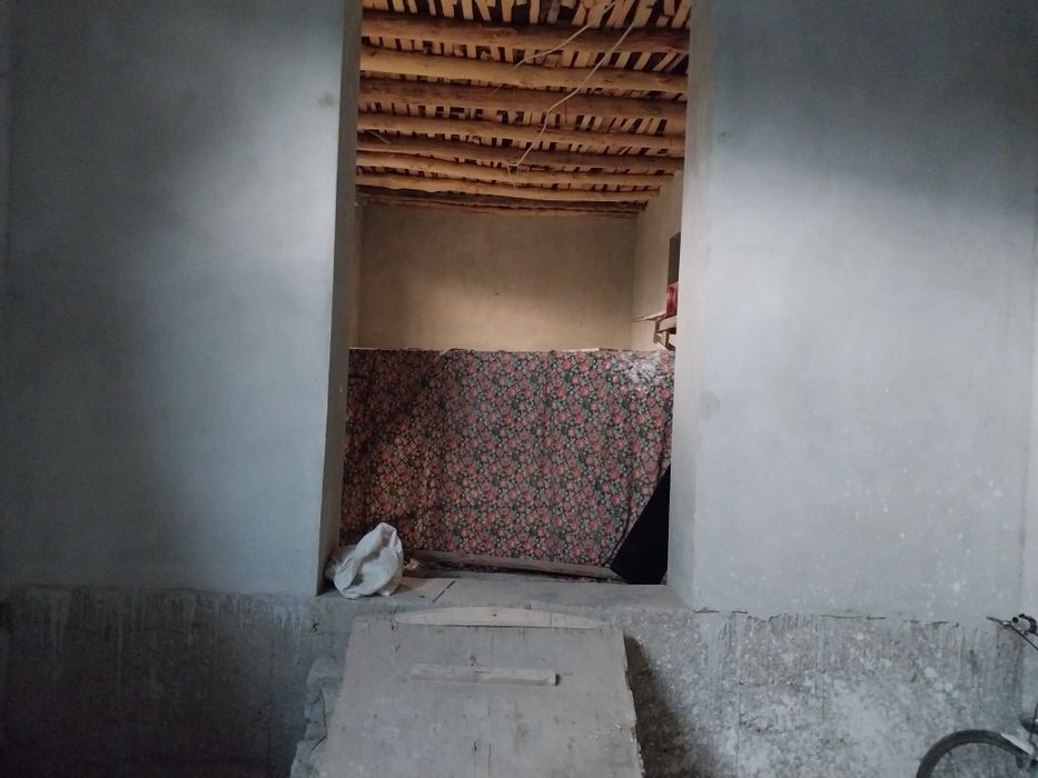 Ховли уй сотилади