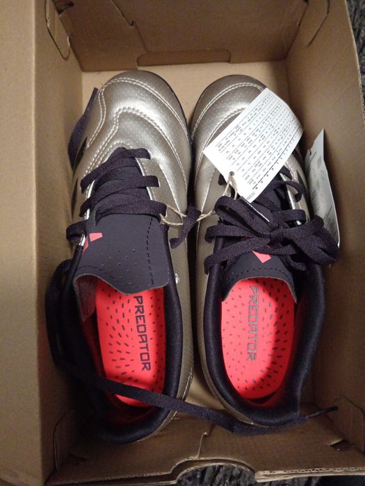 Ghete fotbal adidas predator mărime 35