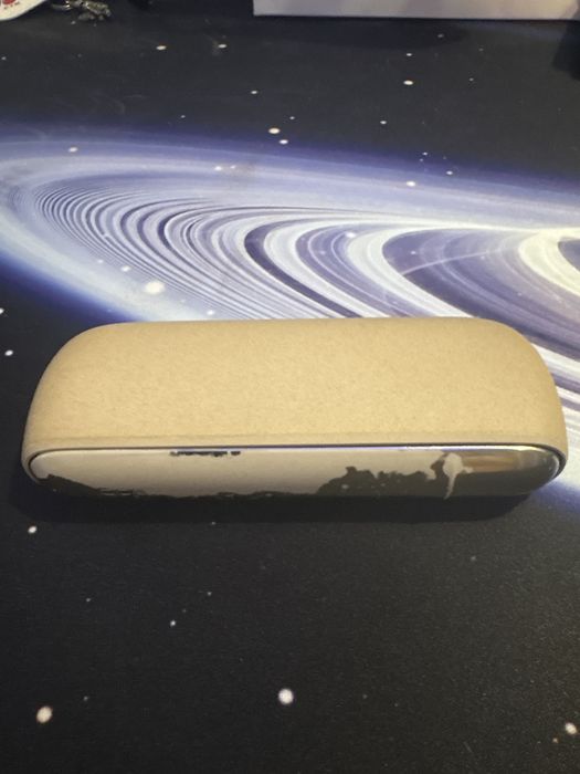 iqos iluma cu pen  utilizat in jur de 9 luni