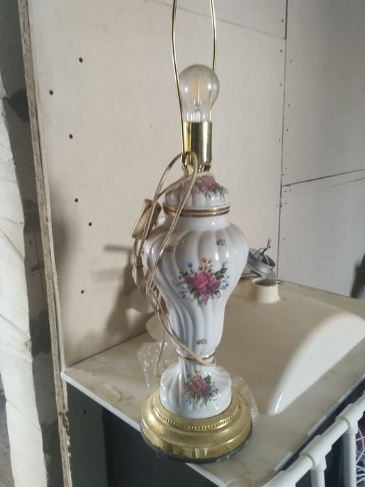 Veioză antică in stare foarte buna