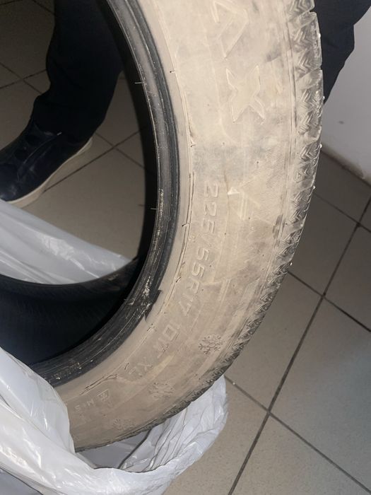 Продаю зимние шины