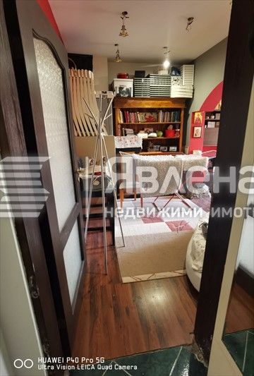 Тристаен апартамент в Перник, кв. Изток