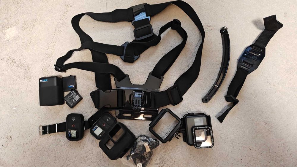Telecomandă GoPro originală + set accesorii GoPro HERO 7/6/5 – 250 lei