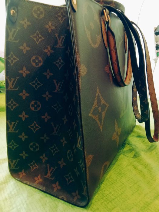 Голяма чанта Louis Vuitton - 120 евро.