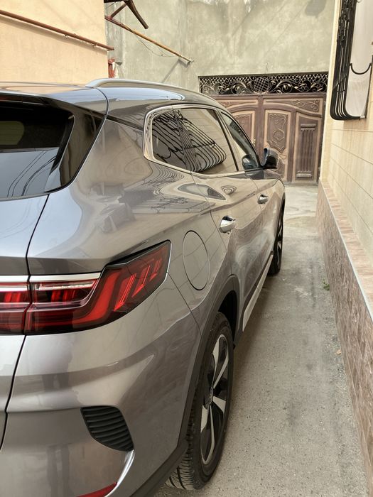 BYD Song plus flagship сотилади