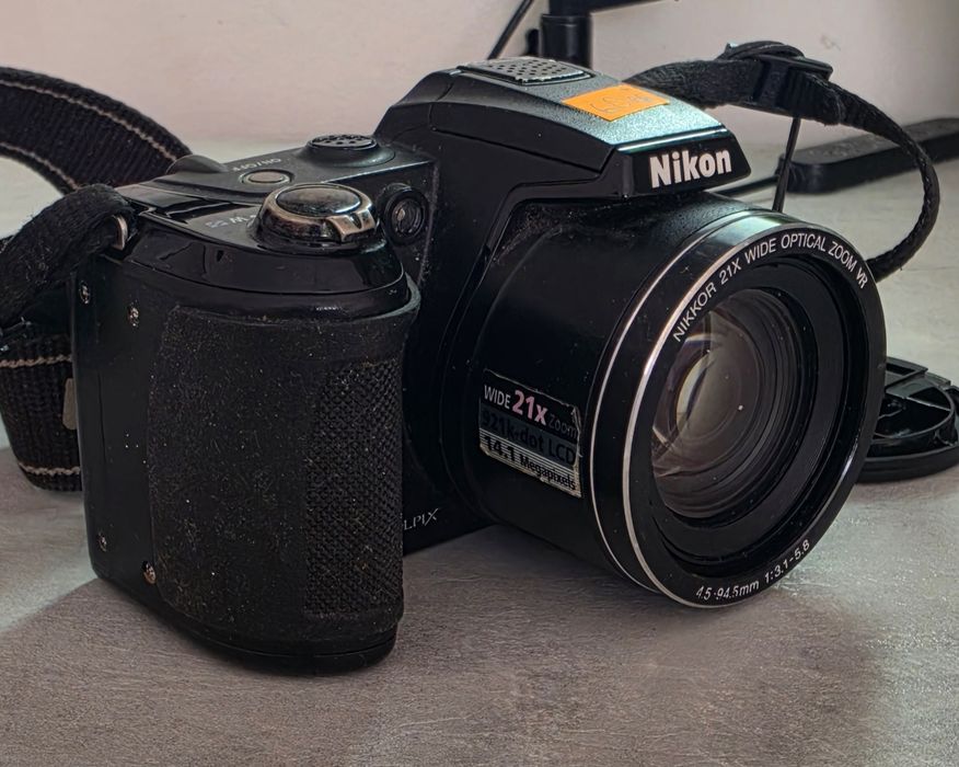 Фотоапарат Nikon Coolpix L120