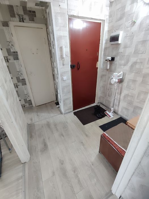 Продается 2-комн (1-48, 2 эт)