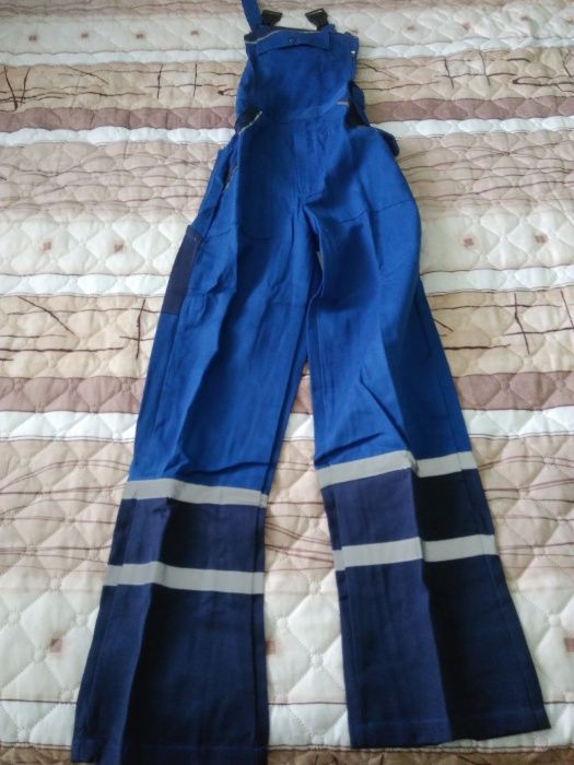 Мъжки работни дрехи р-р: 48;