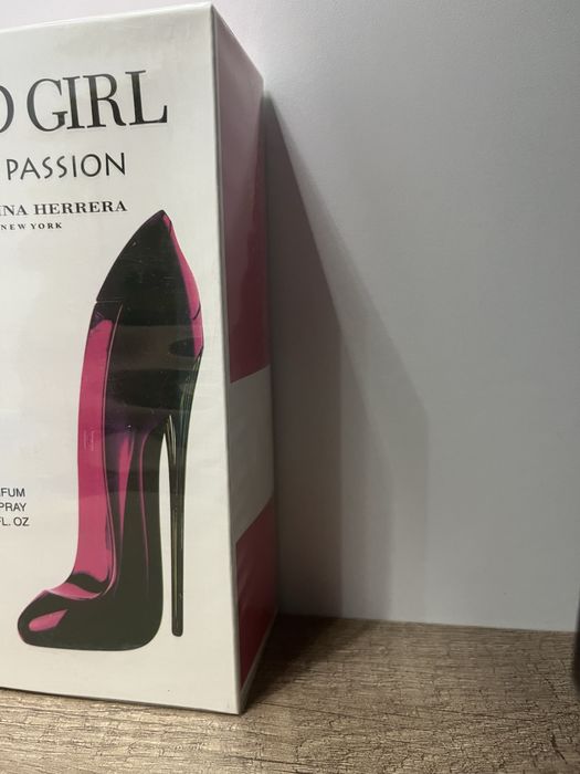 Parfum Carolina Herrera  Pink Passion femei 80 nl