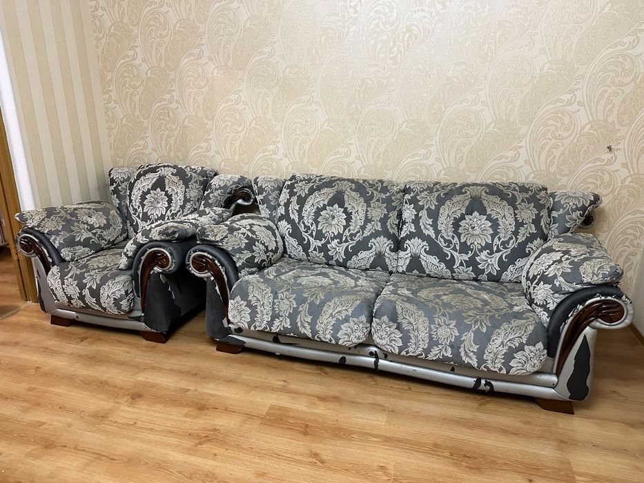 Продаётся Диван и кресло