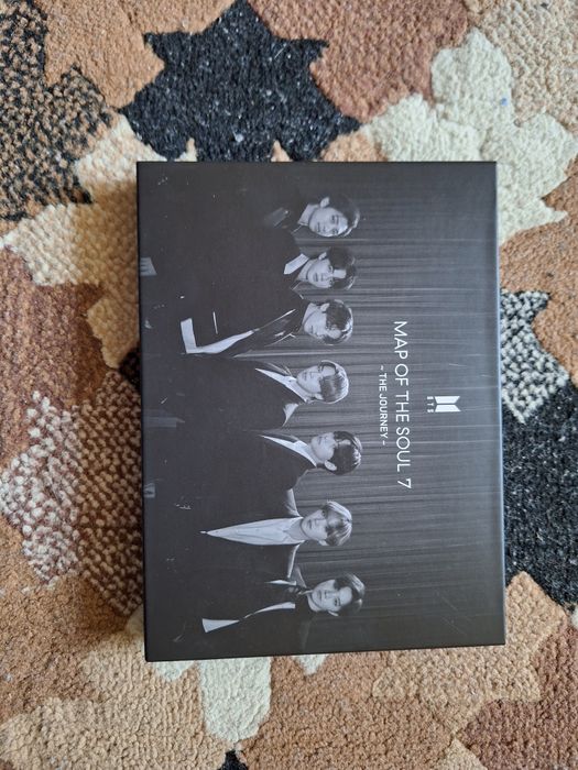 K-pop албуми (BTS, Enhypen, Tomorrow x Together)