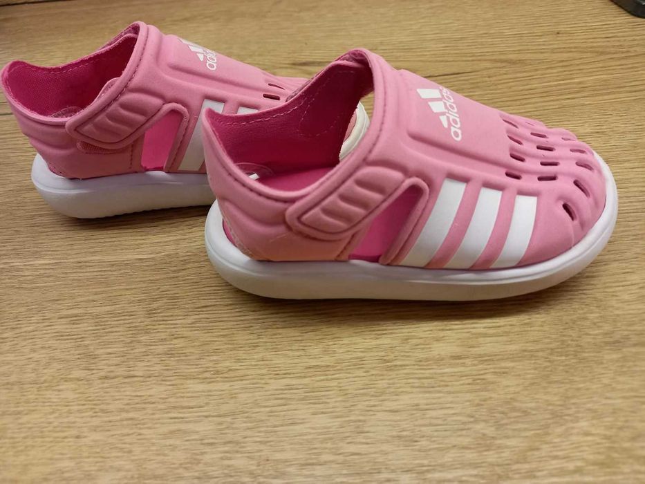Детски обувки  Адидас