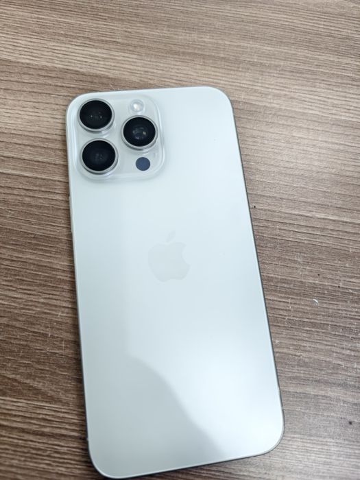 iPhone 15 Pro Max