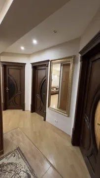 Квартира на Ц5-Финанс институт 4/3/4 общ пл 85м с обстановкой