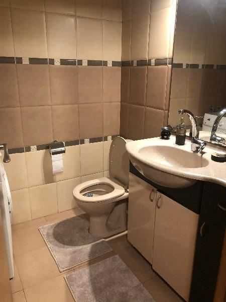 Дава се под наем Двустаен апартамент в София, Кръстова вада - 75 кв.м за 413.1 € - Снимка #2