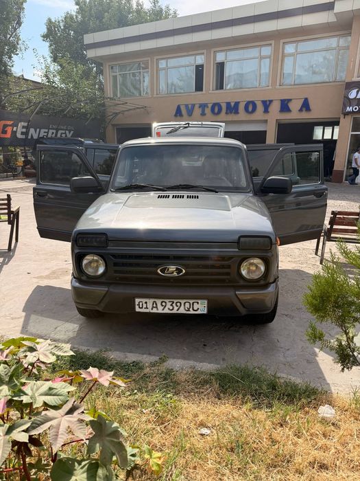 Niva 2019. Probeg 102000km. 5 ta eshikli