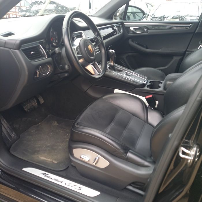Porsche macan gts