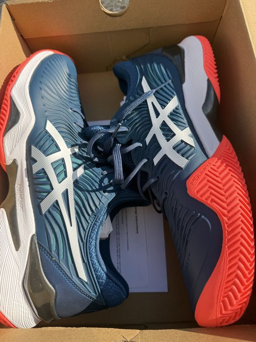 Adidasi Asics noi
