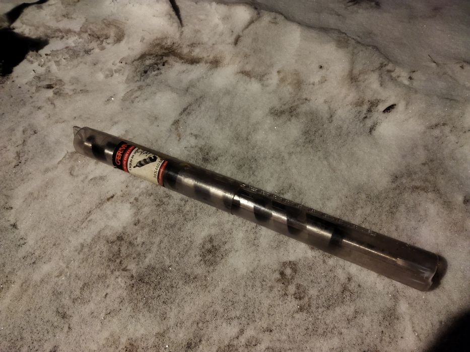 Продам бур на 32