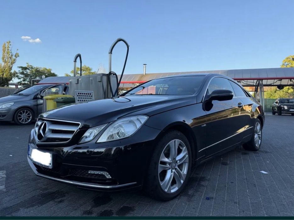 MERCEDES-BENZ E-Class 2011 — imagine 4