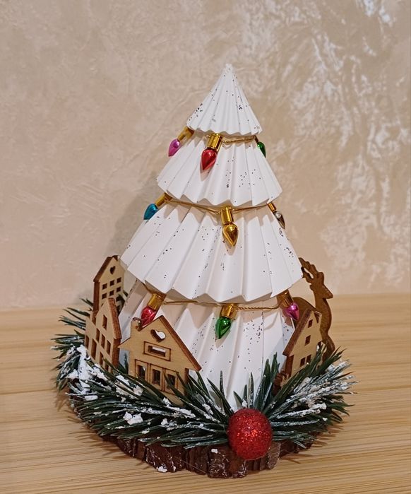 Коледни декорации с елхи от плат и др.