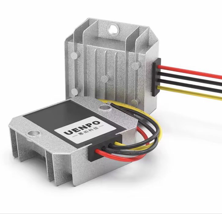 Convertor de tensiune in: 15-90V out:12V 12A DC pentru diy leduri