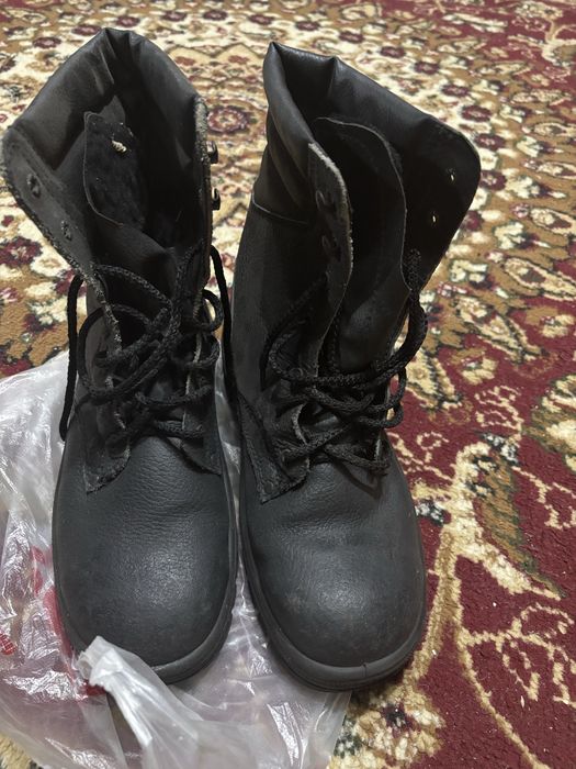 Продам берцы зимний , кожаный