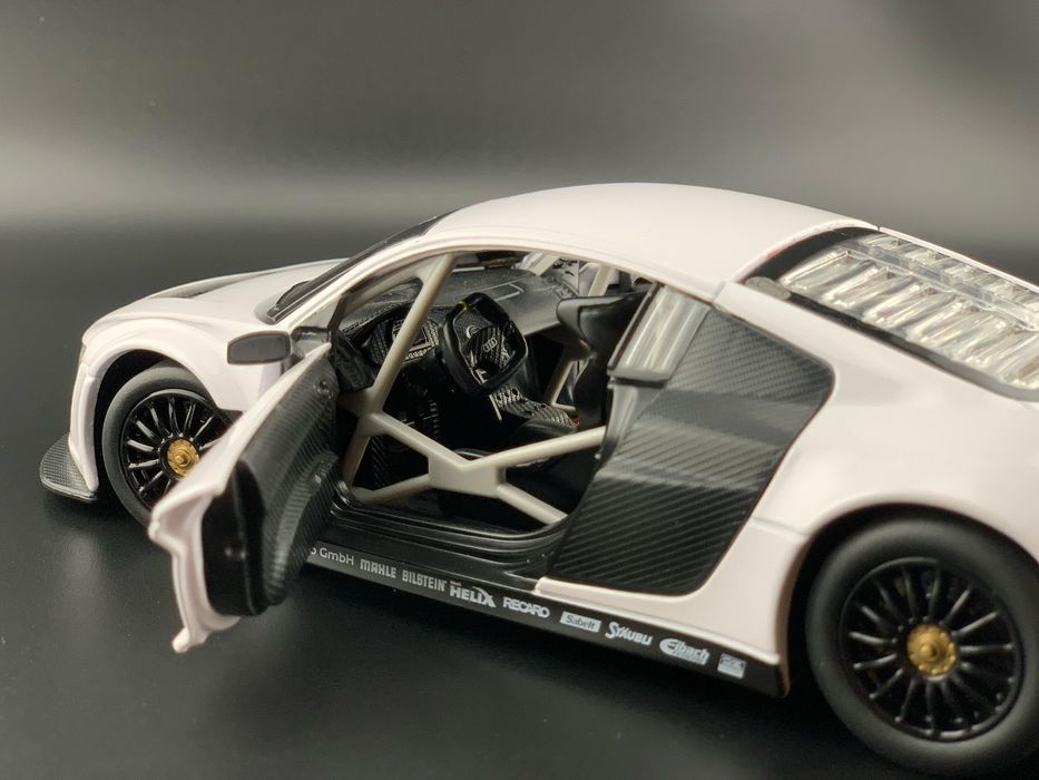 Macheta auto Audi R 8 LMS, Rastar, 1/24
