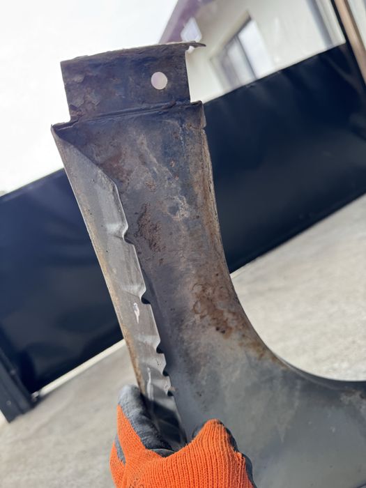 Aripa dreapta fata pt vw passat b7 pe verde