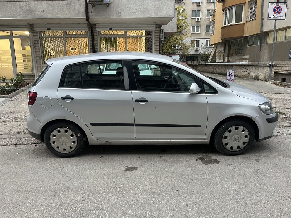 Продавам Golf Plus