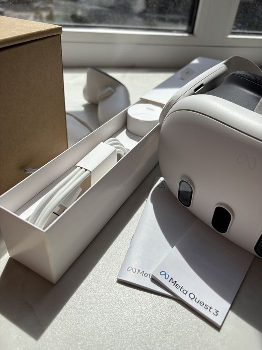 Oculus Meta Quest 3 512Gb 4к + Bobo VR M3 Pro