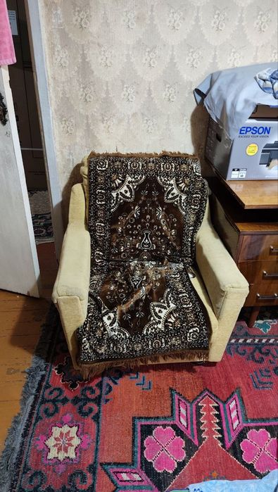 Eski SSSR mebellari sotiladi srochna